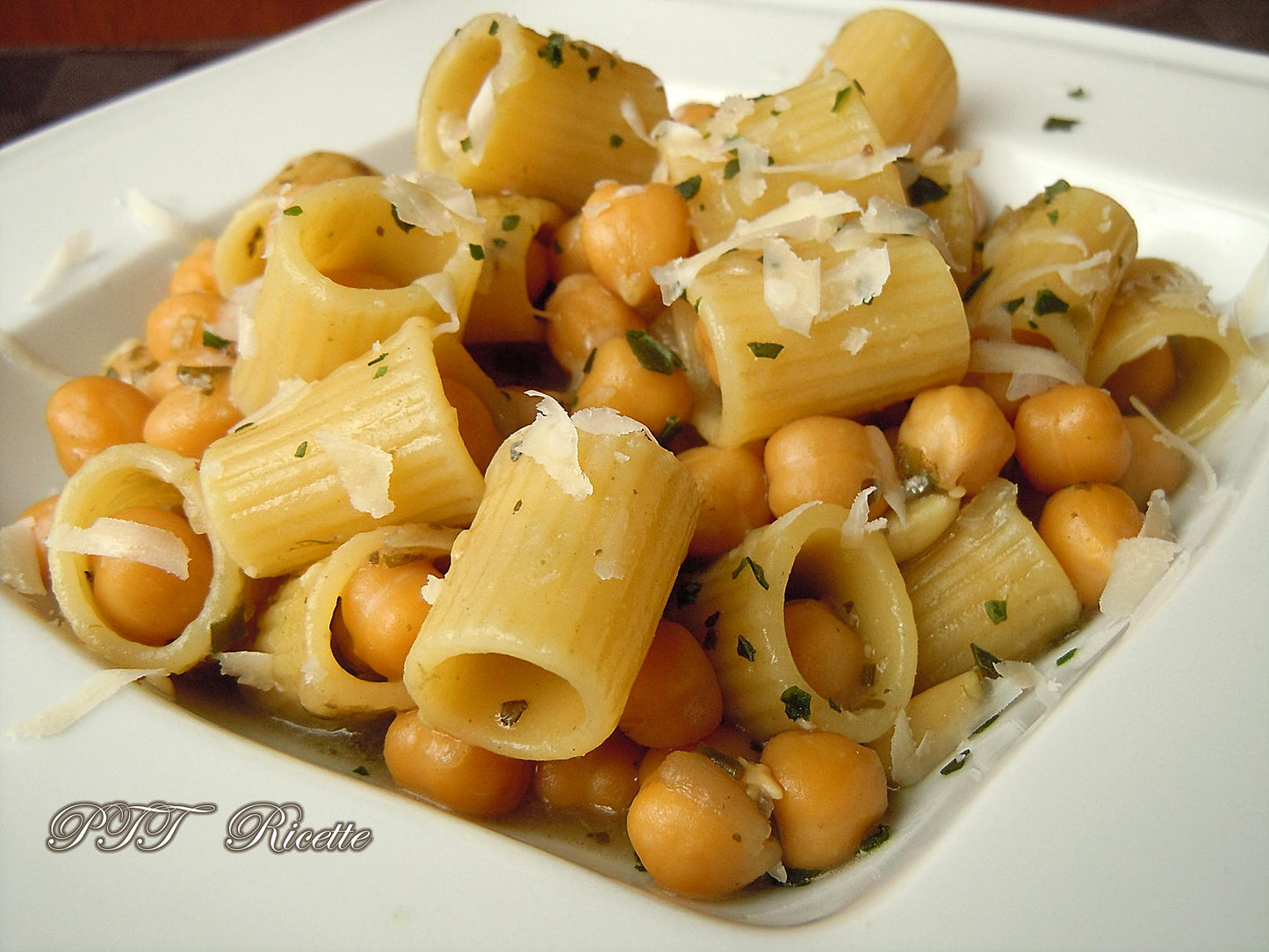Ceci Giganti di Noci